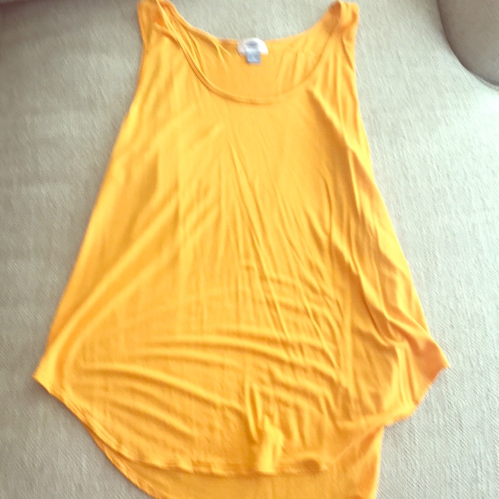 Gold / Yellow tank